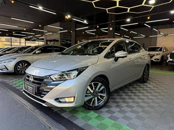 NISSAN VERSA 1.6 16V FLEX ADVANCE XTRONIC NISSAN VERSA 1.6 16V FLEX ADVANCE XTRONIC